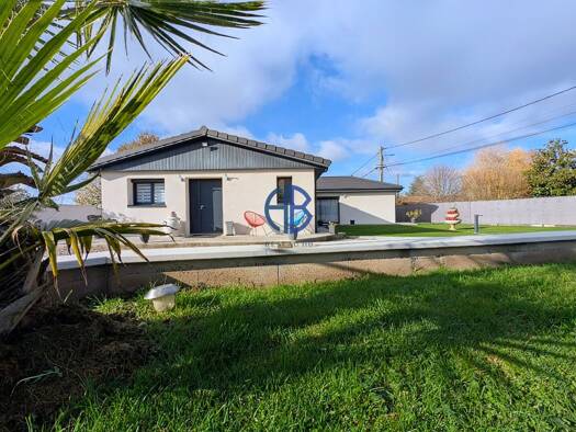 Maison à vendre 399 000 € 5 pièces 4 chambres 147 m² 1 244 m² de terrain Saint-Siméon-de-Bressieux 38870