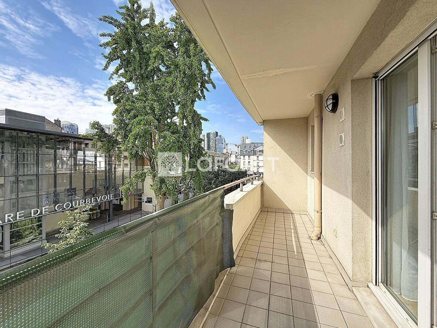 Maison à louer, 47m², COURBEVOIE