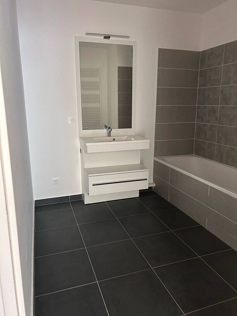 Maison à louer, 65m², ASNIERES SUR SEINE