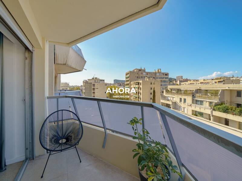 Maison à louer, 91m², MARSEILLE 8E