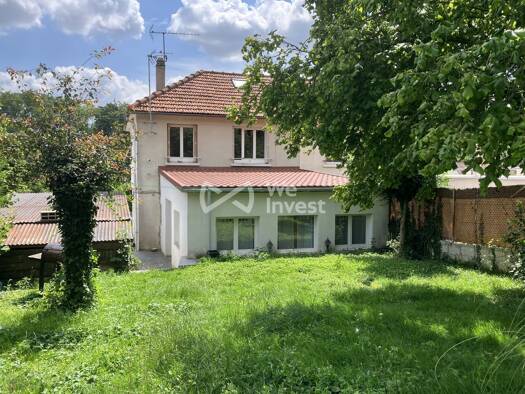 Maison à vendre 215 000 € 6 pièces 4 chambres 103 m² 855 m² de terrain Montreuil-aux-Lions 02310