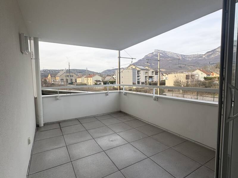 Maison à louer, 51m², BARBERAZ