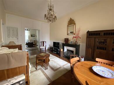 Appartement à vendre 399 000 € 5 pièces 2 chambres 122 m² Étage 1/3 Nantes 44000