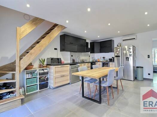 Duplex à vendre 164 000 € 4 pièces 3 chambres 63 m² Étage 1/2 Quintine Carpentras 84200