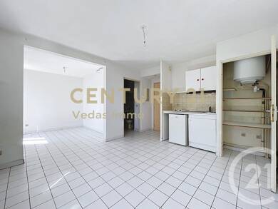 Appartement à vendre 99 000 € 1 pièce 28 m² 2ème étage Montpellier 34090