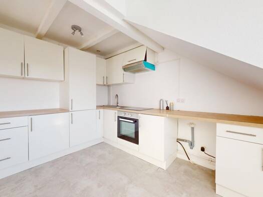 Appartement à louer 750 € 3 pièces 2 chambres 51,2 m² Étage 3/3 Nord Est Hagondange 57300