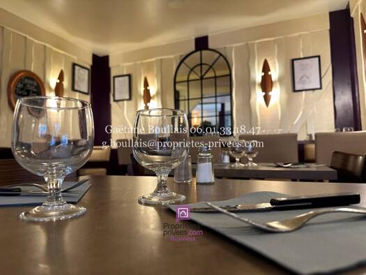 Restaurant à vendre Fonds de commerce 352 640 € 165 m² d'espace de restauration Est Lillebonne 76170