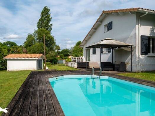 Maison à vendre 247 220 € 4 pièces 3 chambres 90 m² 1 011 m² de terrain Saint Médard Mont-de-Marsan 40000