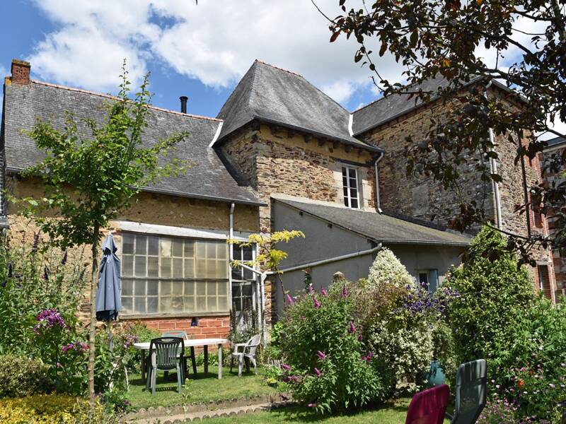 Maison à vendre, 110m², SAINT MEEN LE GRAND