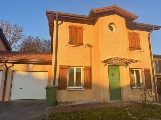 Maison à vendre 585 000 € 5 pièces 4 chambres 136 m² 532 m² de terrain Reignier-Ésery 74930