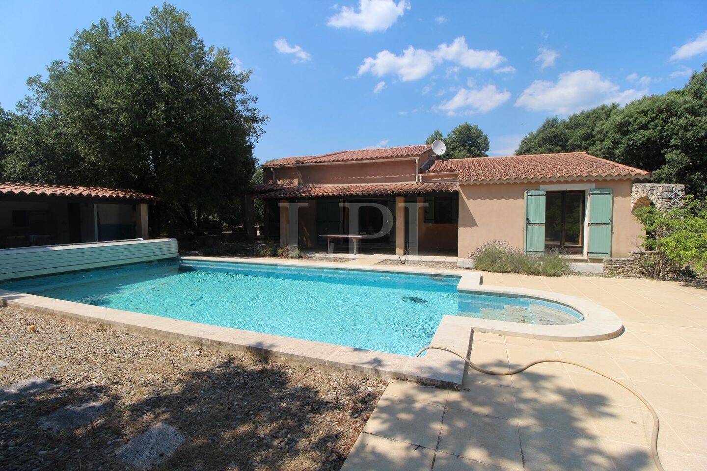 Maison à vendre, 174m², SAINT SATURNIN LES APT