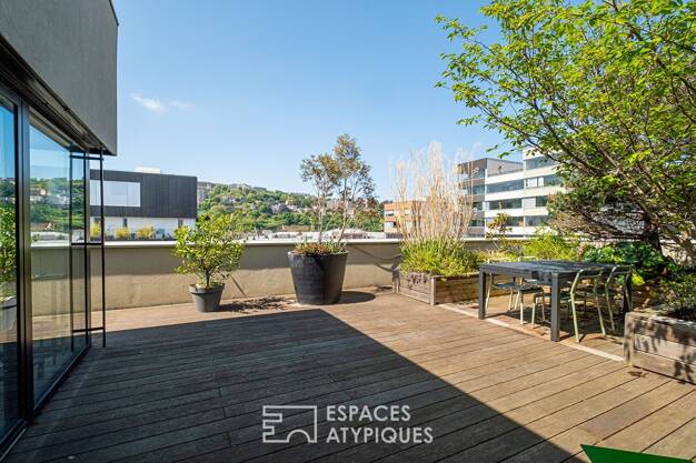 Appartement à vendre - Neuf 1 050 000 € 4 pièces 3 chambres 105 m² Dernier étage, Étage 7/7 Perrache-Le Confluent Lyon 2ème 69002