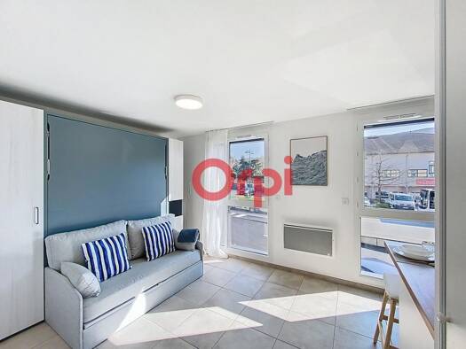 Appartement à louer 825 € 1 pièce 24,5 m² Étage 1/4 Vulbens 74520