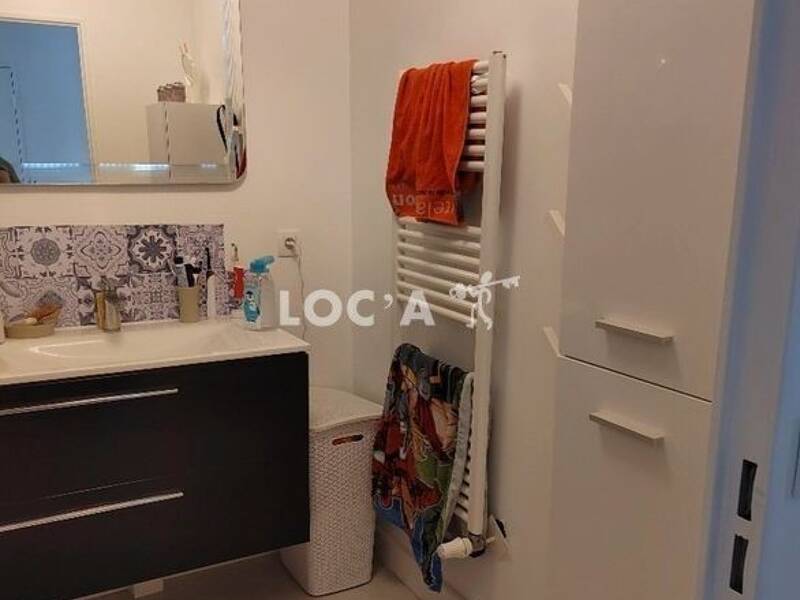 Maison à louer, 66m², VAULX EN VELIN