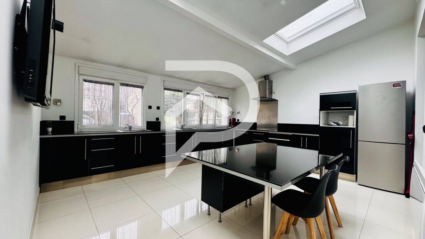 Maison à vendre, 176m², CRETEIL