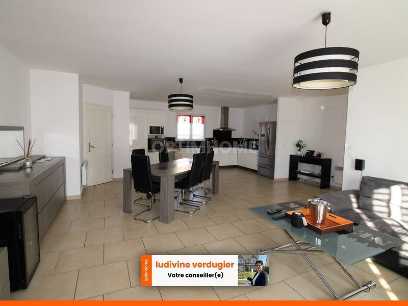 Maison à vendre, 127m², SAINT ETIENNE DE FOUGERES