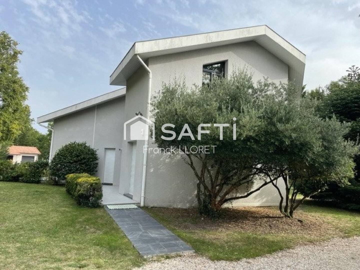 Maison à vendre, 300m², VENDAYS MONTALIVET