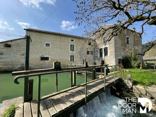 Maison à vendre 294 000 € 8 pièces 3 chambres 104 m² 492 m² de terrain Chamarandes-Choignes 52000