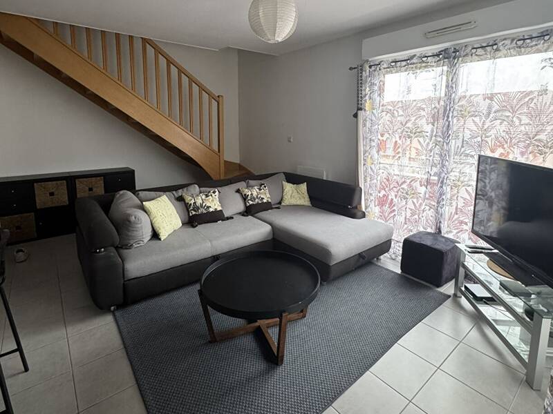 Maison à louer, 69m², THOIRY