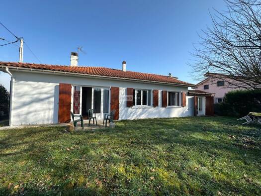 Maison de plain-pied à vendre 435 840 € 5 pièces 4 chambres 144 m² 536 m² de terrain La He-Barret-Soors Villenave-d'Ornon 33140