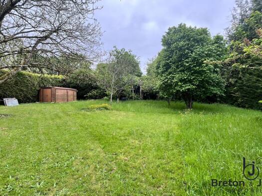 Terrain à vendre 136 900 € 880 m² de terrain Saint-Berthevin 53940
