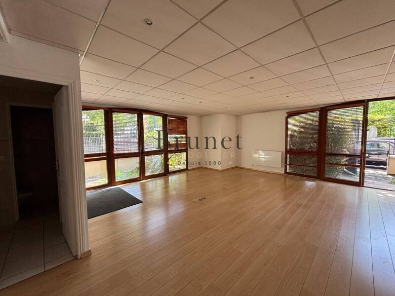 Maison à louer, 70m², SAINT MAUR DES FOSSES