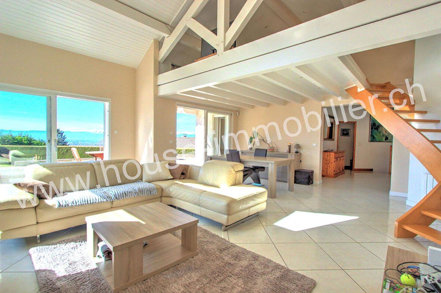 Maison à vendre, 250m², SAINT CERGUES