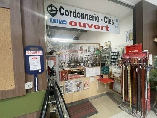 Boutique à vendre Fonds de commerce 42 222 € 1 pièce 40 m² de surface de vente Beaune-la-Rolande 45340