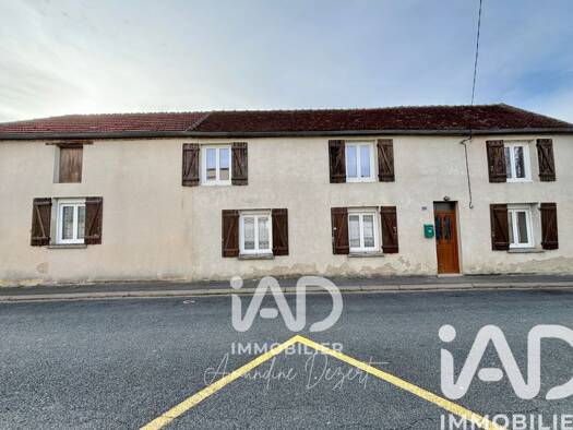 Maison de plain-pied à vendre 130 000 € 5 pièces 3 chambres 124 m² 529 m² de terrain Montmirail 51210