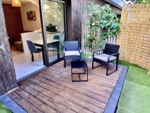 Appartement à vendre 116 500 € 1 pièce 25 m² RDC/1 Zone Industrielle Quatre Pavillons-La Gardette Lormont 33310