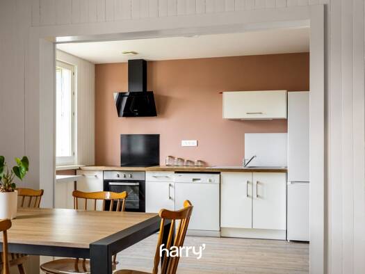 Maison à vendre 419 000 € 5 pièces 3 chambres 122 m² 472 m² de terrain Oye-et-Pallet 25160