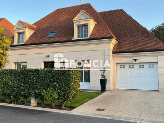 Villa à vendre 999 000 € 7 pièces 5 chambres 340 m² Ormesson-sur-Marne 94490