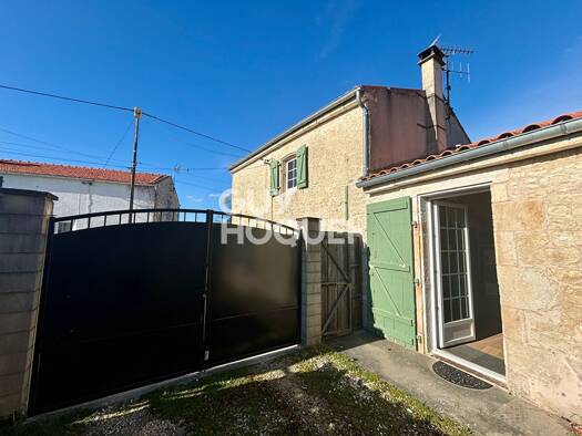 Maison à vendre 375 000 € 6 pièces 2 chambres 156 m² 1 200 m² de terrain Aigrefeuille-d'Aunis 17290