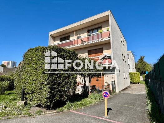 Appartement à louer 816 € 2 pièces 1 chambre 44,9 m² RDC Centre Ville Sevran 93270