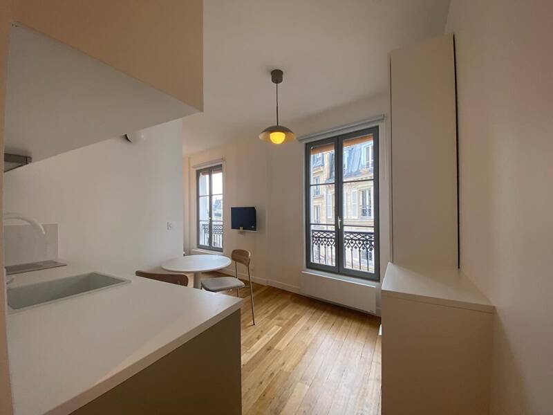 Maison à louer, 27m², PARIS 18E