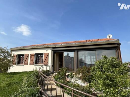 Maison à vendre 166 900 € 4 pièces 3 chambres 87 m² 1 055 m² de terrain Mouzeuil-Saint-Martin 85370