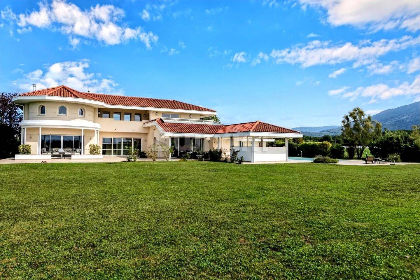 Maison à vendre, 280m², VEIGY FONCENEX