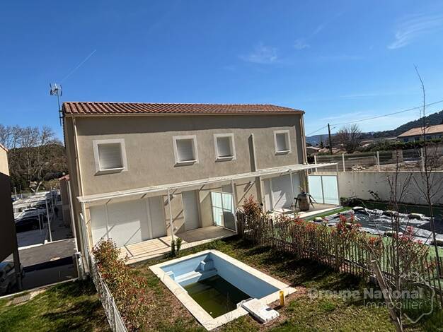 Maison à vendre 295 000 € 4 pièces 3 chambres 80 m² 149 m² de terrain Orgon 13660