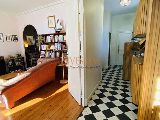 Maison à vendre 428 860 € 6 pièces 4 chambres 160 m² 210 m² de terrain Centre Ville Blois 41000