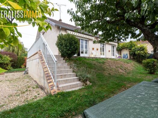 Maison à vendre 379 000 € 5 pièces 3 chambres 140 m² 436 m² de terrain Sud Menucourt 95180