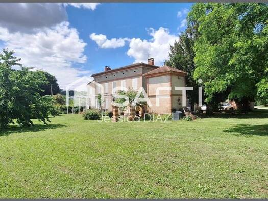 Demeure à vendre 550 000 € 12 pièces 5 chambres 310 m² 4 868 m² de terrain Castelnau-de-Lévis 81150