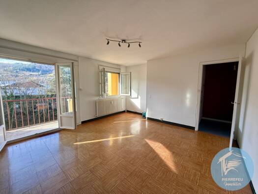 Appartement à vendre 79 000 € 5 pièces 3 chambres 72,6 m² Étage 4/4 Tarare 69170