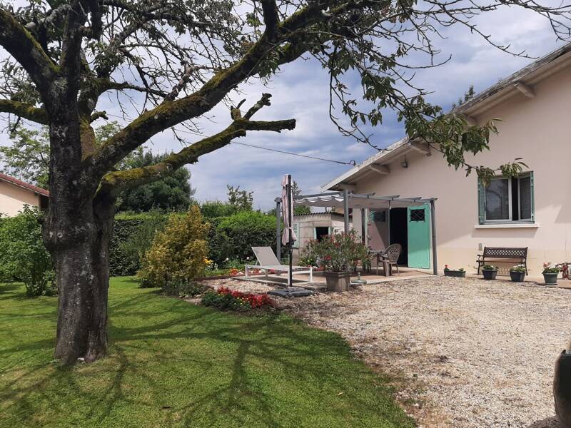 Maison à vendre, 74m², BAGE LE CHATEL