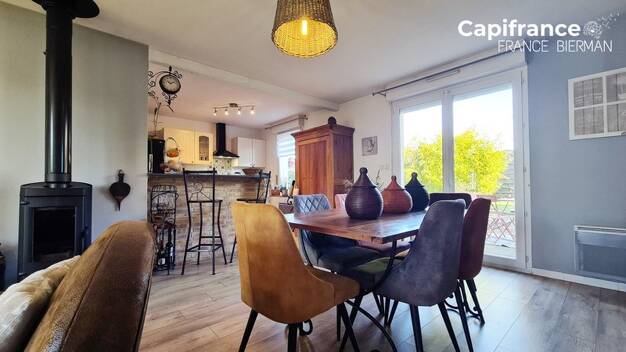 Maison de plain-pied à vendre 199 990 € 5 pièces 2 chambres 75 m² 395 m² de terrain Quartier Nord Niort 79000