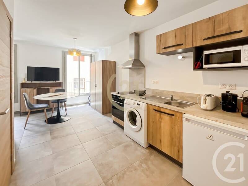 Maison à louer, 23m², CALVI