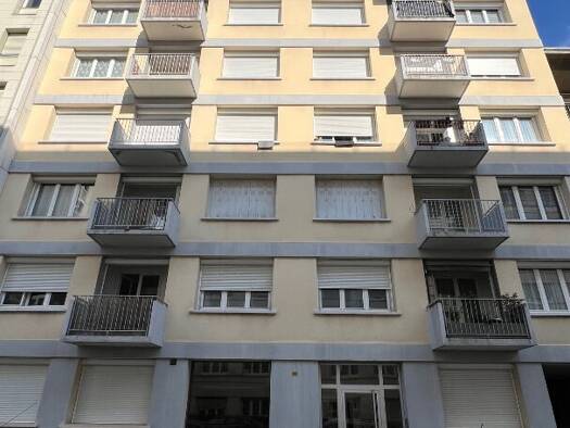 Appartement à vendre 49 000 € 1 pièce 32 m² Étage 4/7 Bellevue-Solaure Saint Etienne 42000