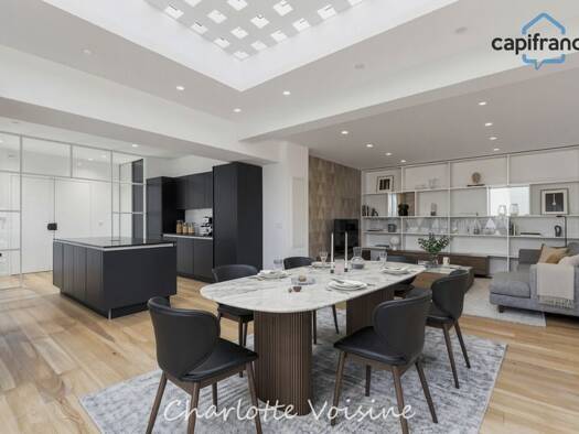 Duplex à vendre 445 000 € 5 pièces 3 chambres 144 m² Étage 1/4 Saint Victor Marseille 7ème arrondissement 13007