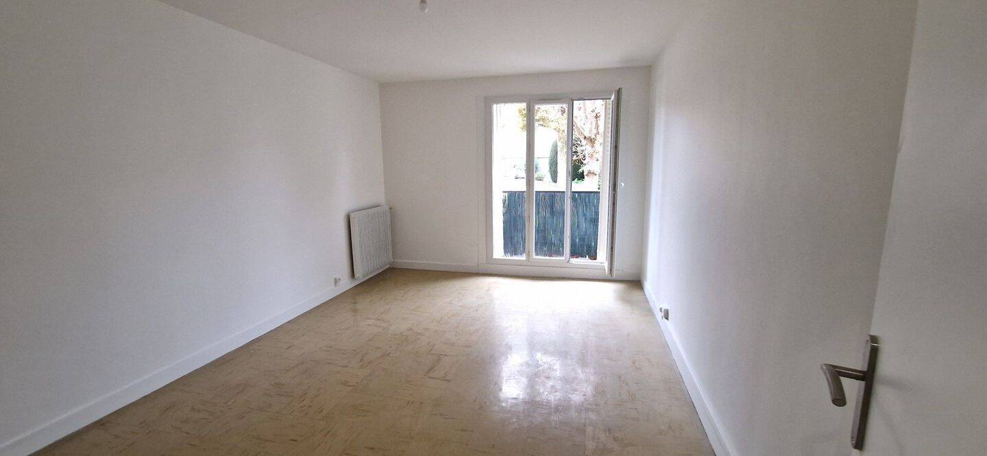 Maison à louer, 65m², SAINT MAUR DES FOSSES