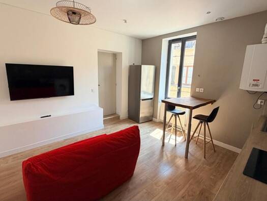 Appartement à vendre 61 000 € 3 pièces 2 chambres 47 m² Étage 1/2 Terrenoire Saint-Étienne 42100
