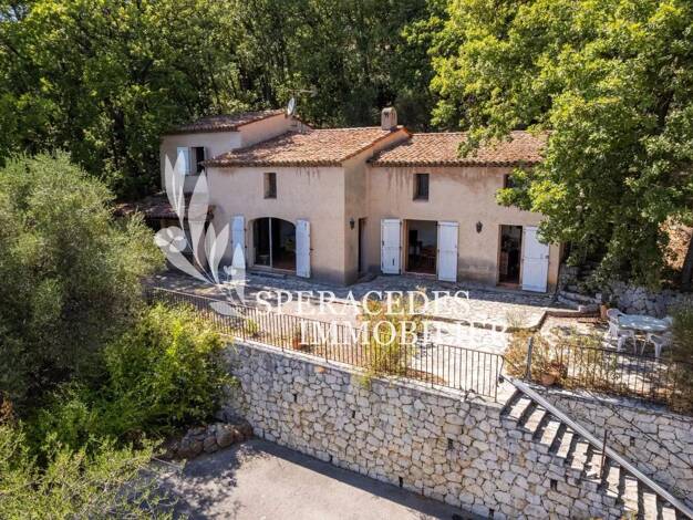 Maison à vendre 788 000 € 4 pièces 3 chambres 160 m² 5 362 m² de terrain Spéracèdes 06530